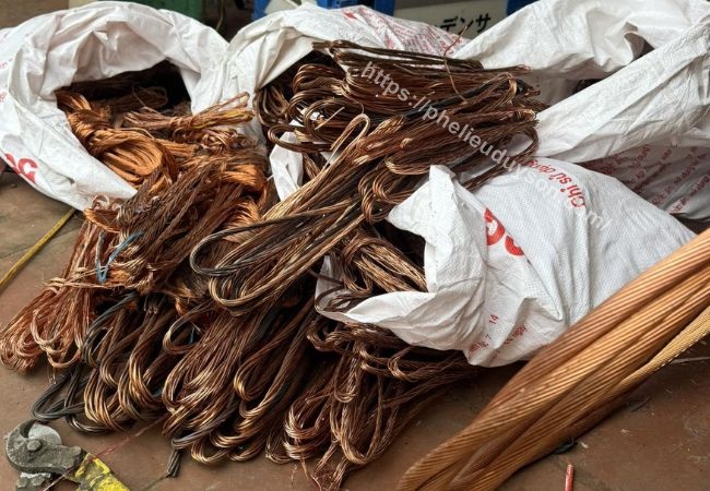 Thu mua đồng phế liệu giá cao số lượng ít hay nhiều tại TP.HCM