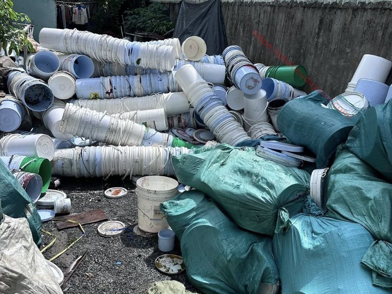 thu mua vỏ thùng phuy thùng nhựa thùng sơn phế liệu tại TP.HCM